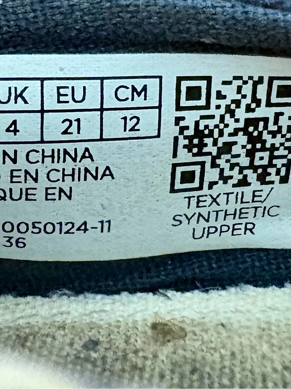 TOMS Toddler Navy Stripe Slip-On Shoes - size 5